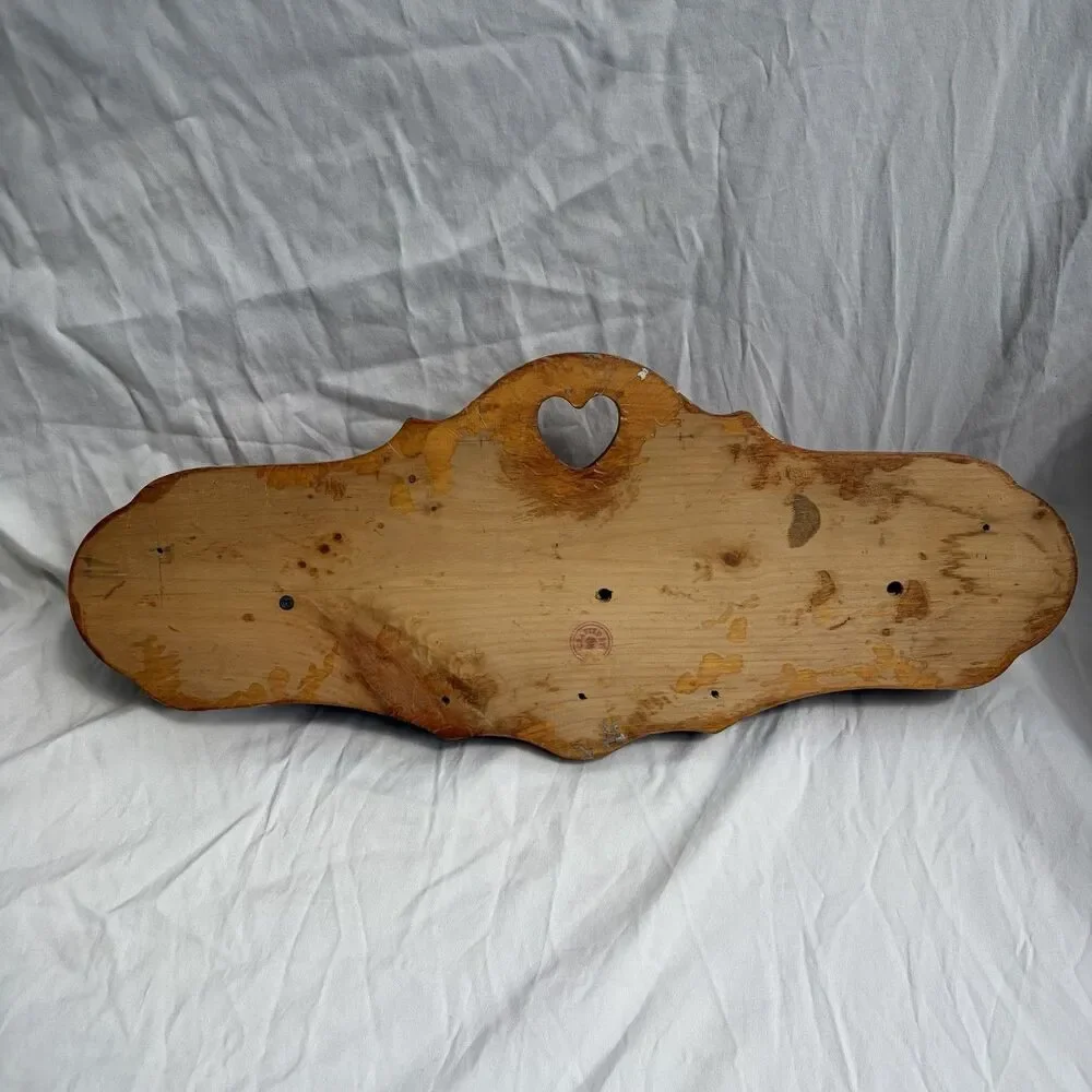 Vintage Solid Wood Scalloped Heart Cutout Shelf 22” 3 Pegs Cottage Grannycore